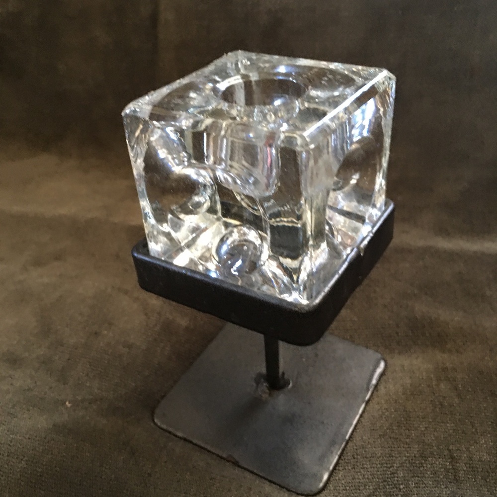 Cube cristal candle holder